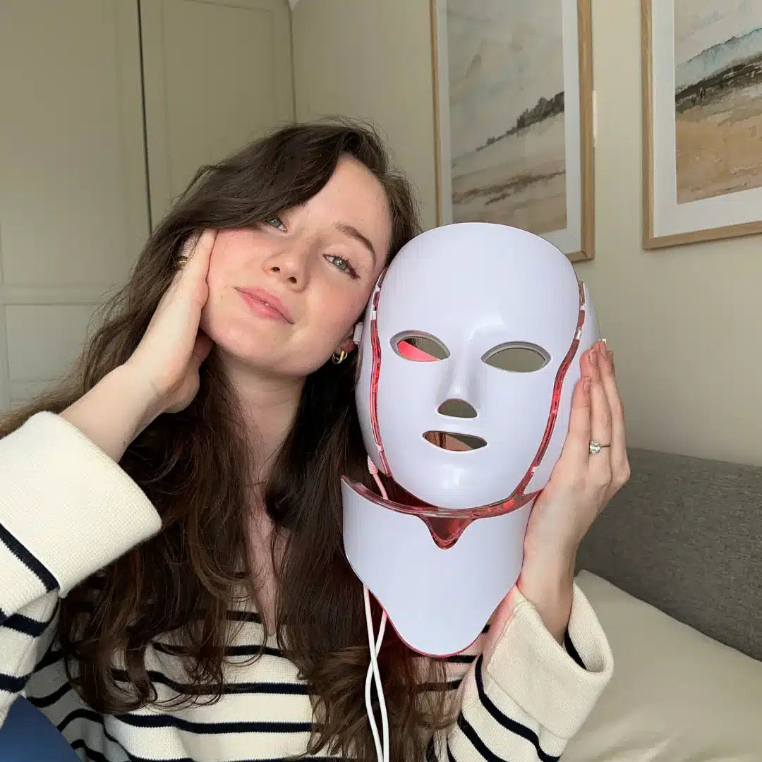 Regen Mask™ LED & Mikroström Ansiktsmask | Synbart fastare hud på 2 veckor